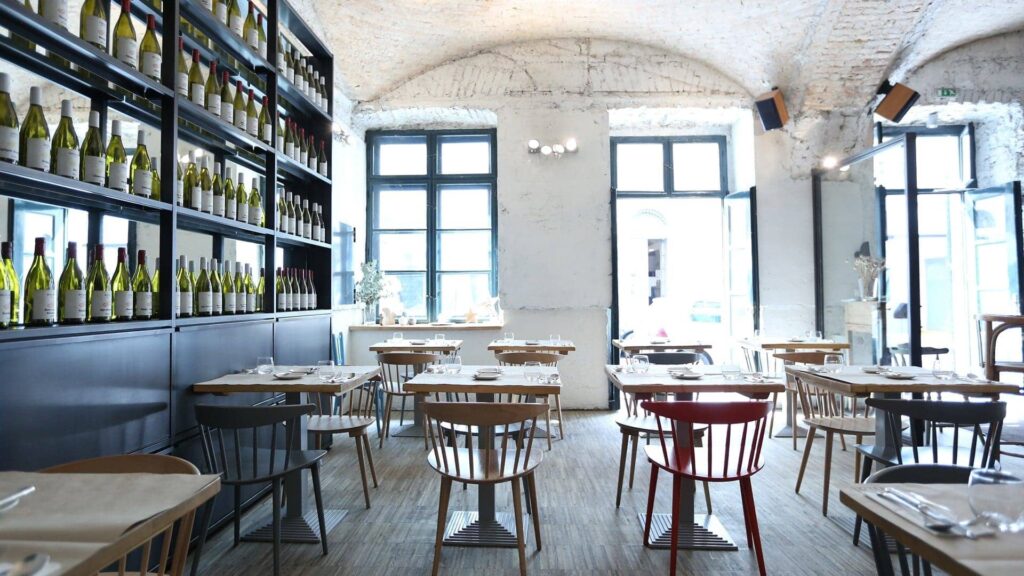 A Mákétterem belülről