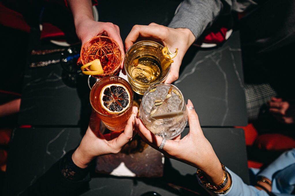 Finom koktélok a Vibe Budapest étteremben